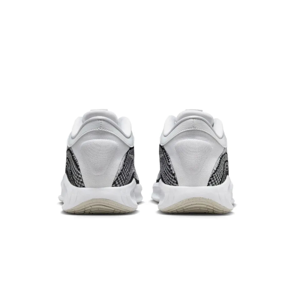 Nike GT Hustle Academy