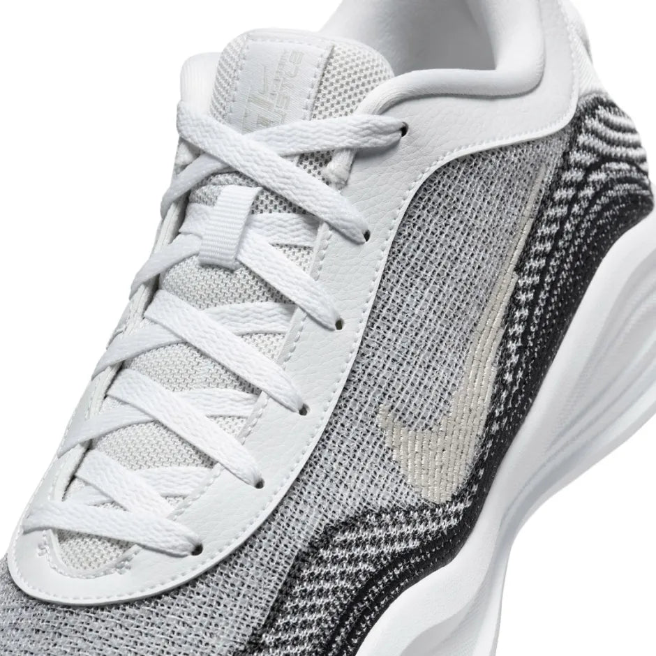 Nike GT Hustle Academy