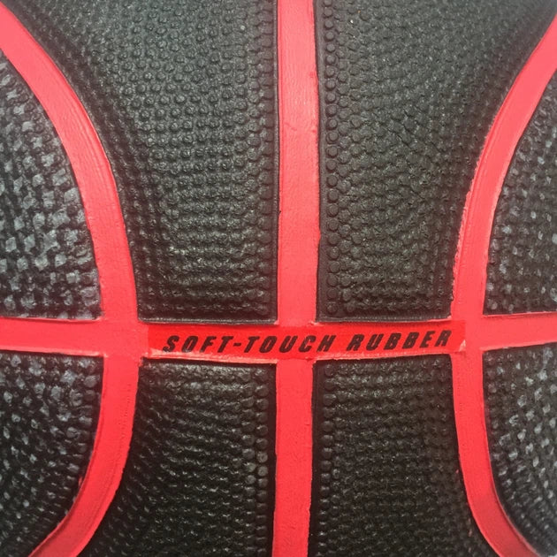 Nike Dominate 8P Basketball