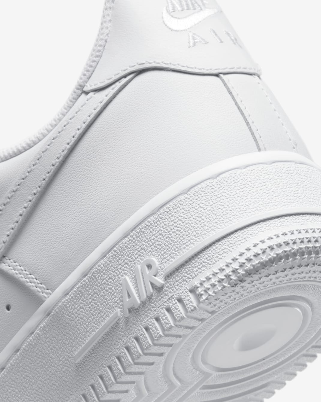 Nike Air Force 1 '07 Triple White