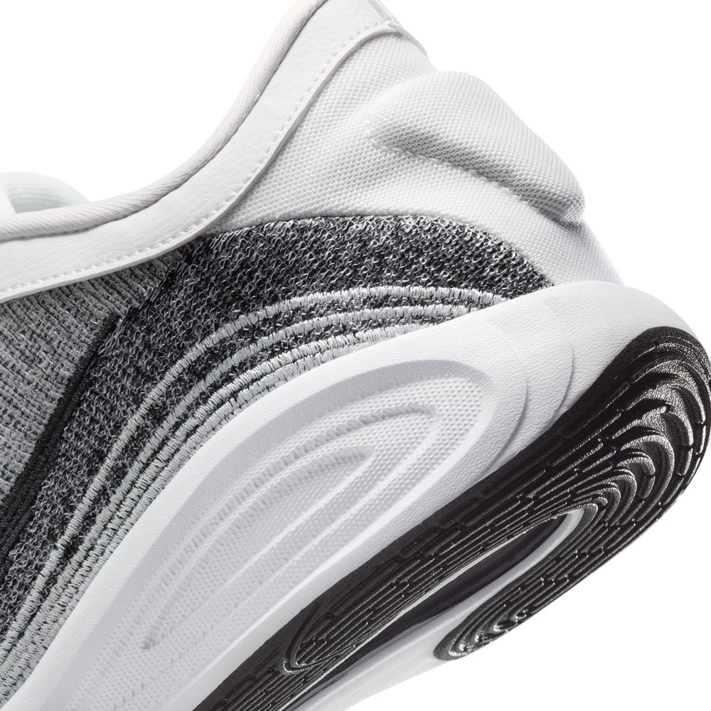 Nike GT Hustle Academy
