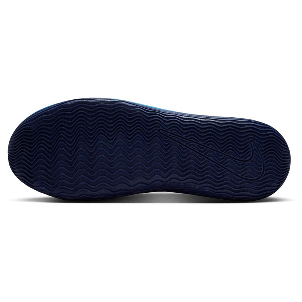 Nike Precision 8