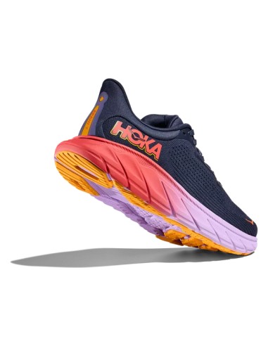 Hoka Arahi 7
