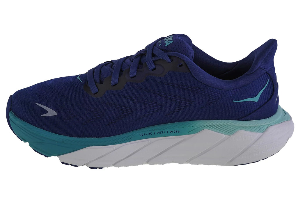 Hoka Arahi 6