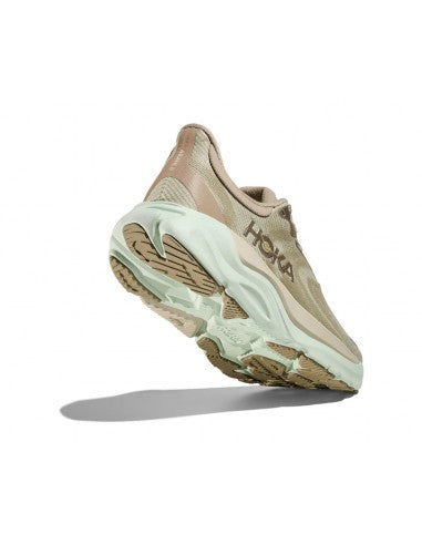 Hoka Arahi 8